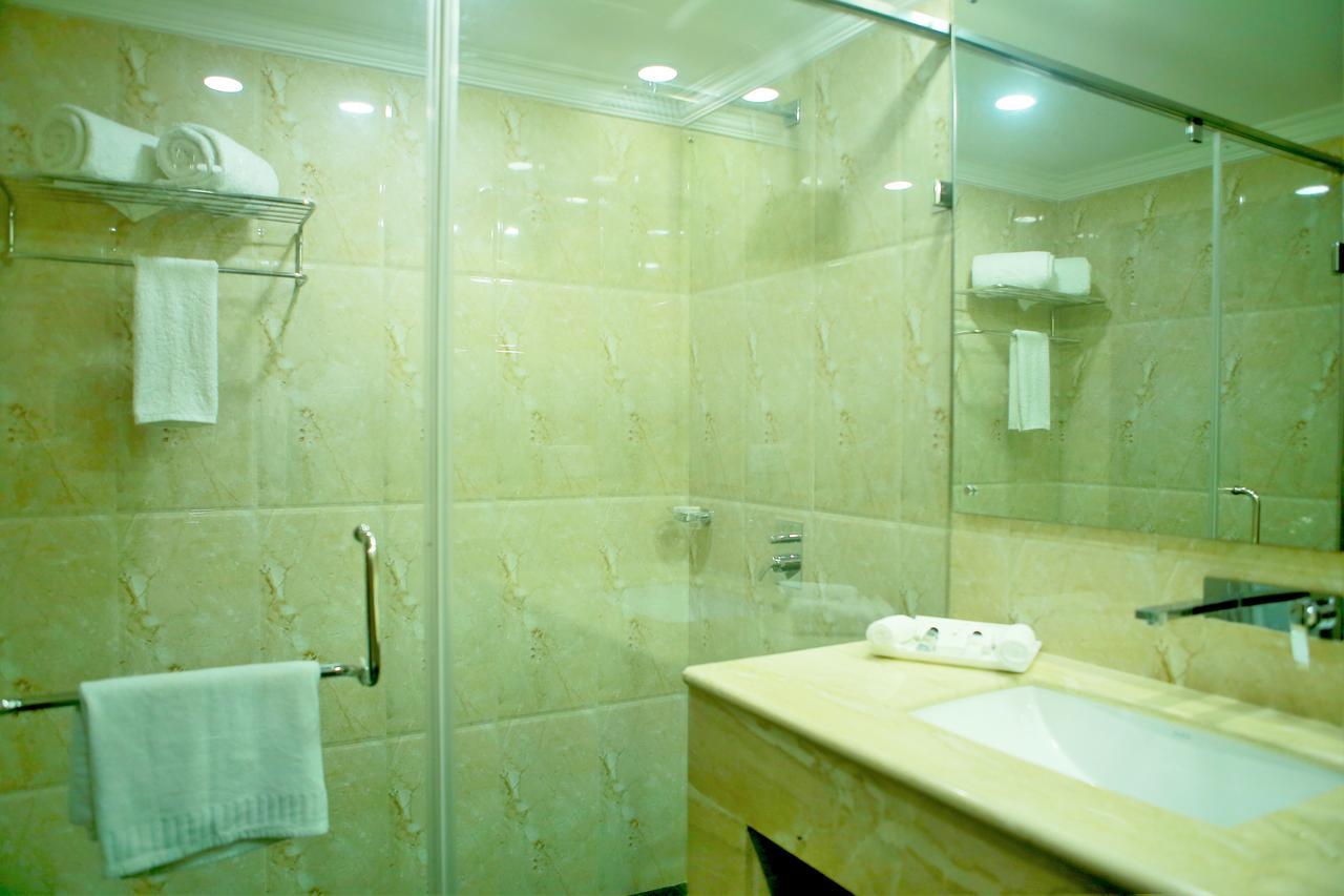 Seashore Residency Kodungallur Luaran gambar