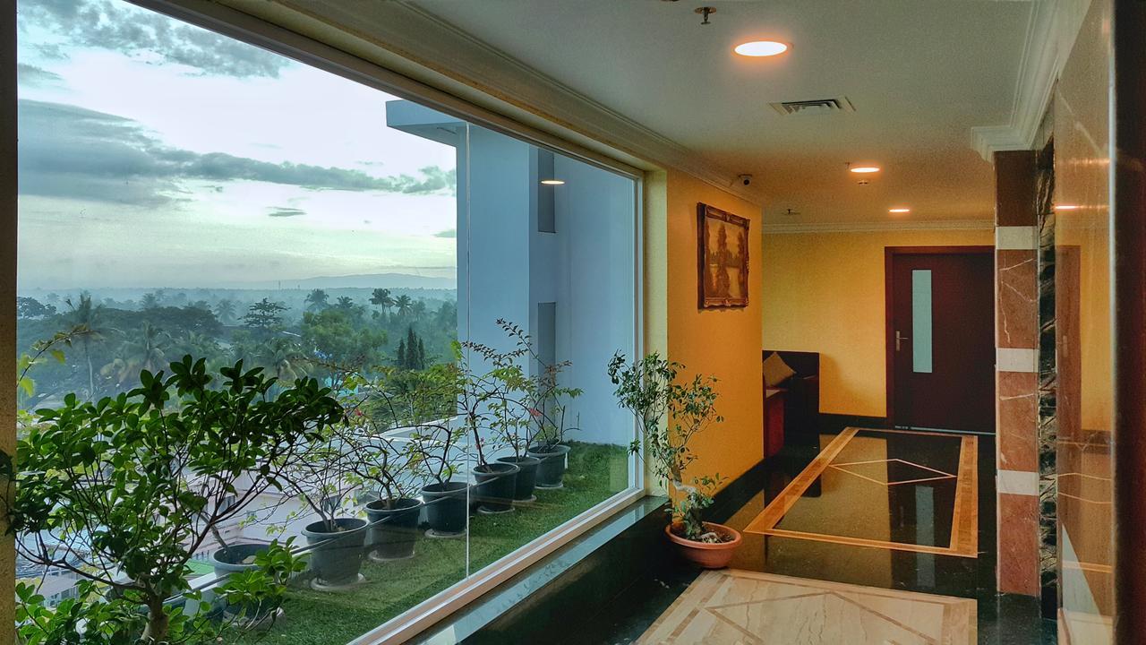 Seashore Residency Kodungallur Luaran gambar