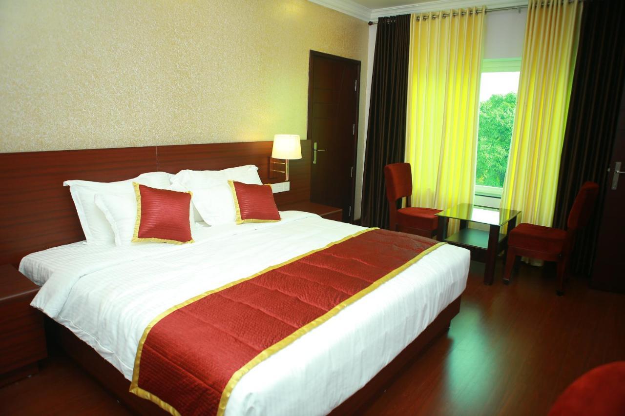 Seashore Residency Kodungallur Luaran gambar
